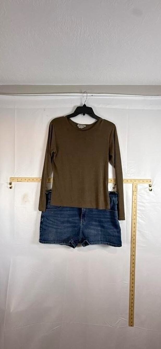 2pc Casual Outfit Set Large 17 No Boundaries Denim Shorts & Live Wire Brown Top